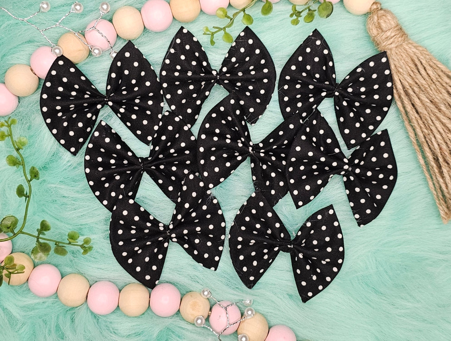 Black w/ white dot