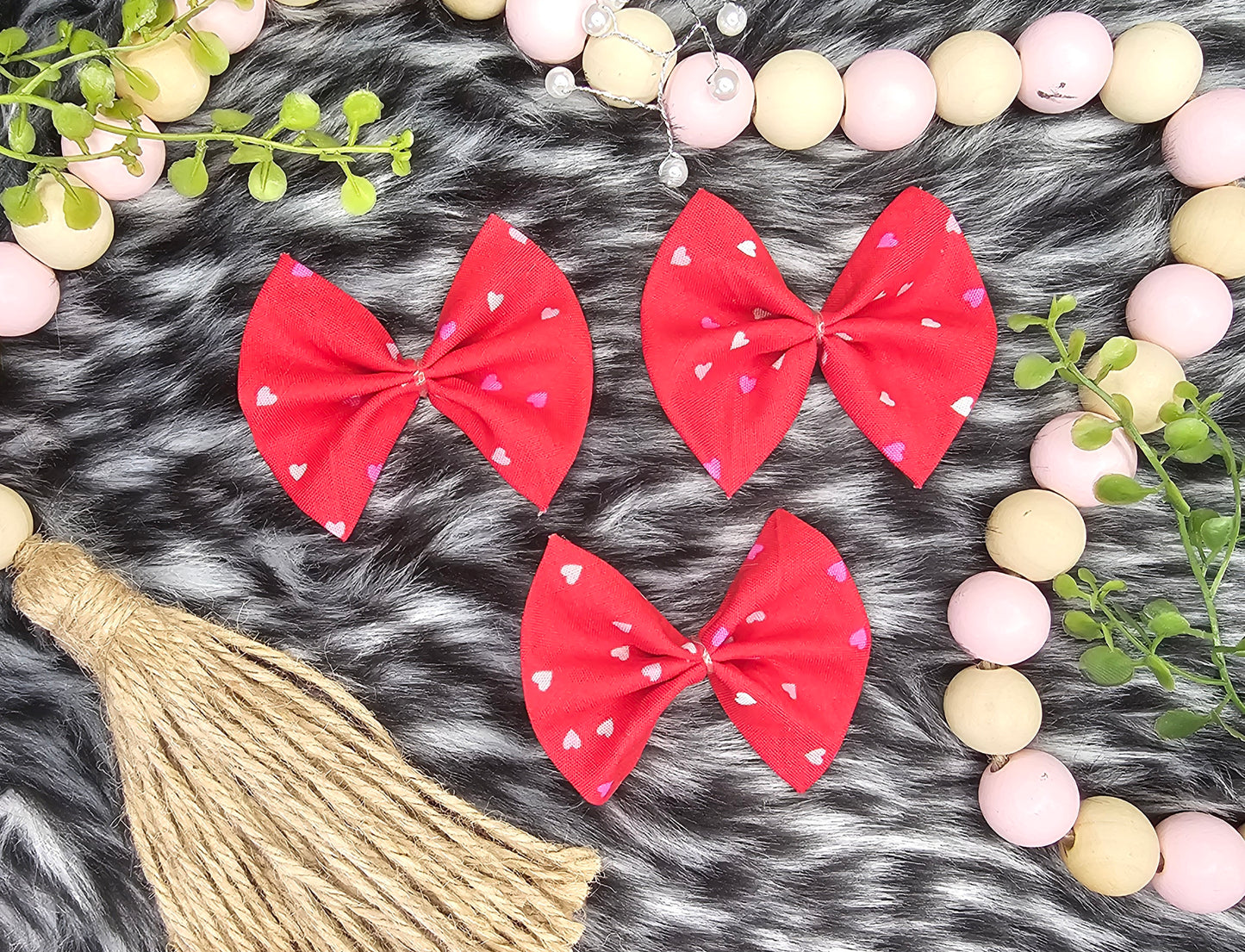 Red w/ pink and white hearts bows