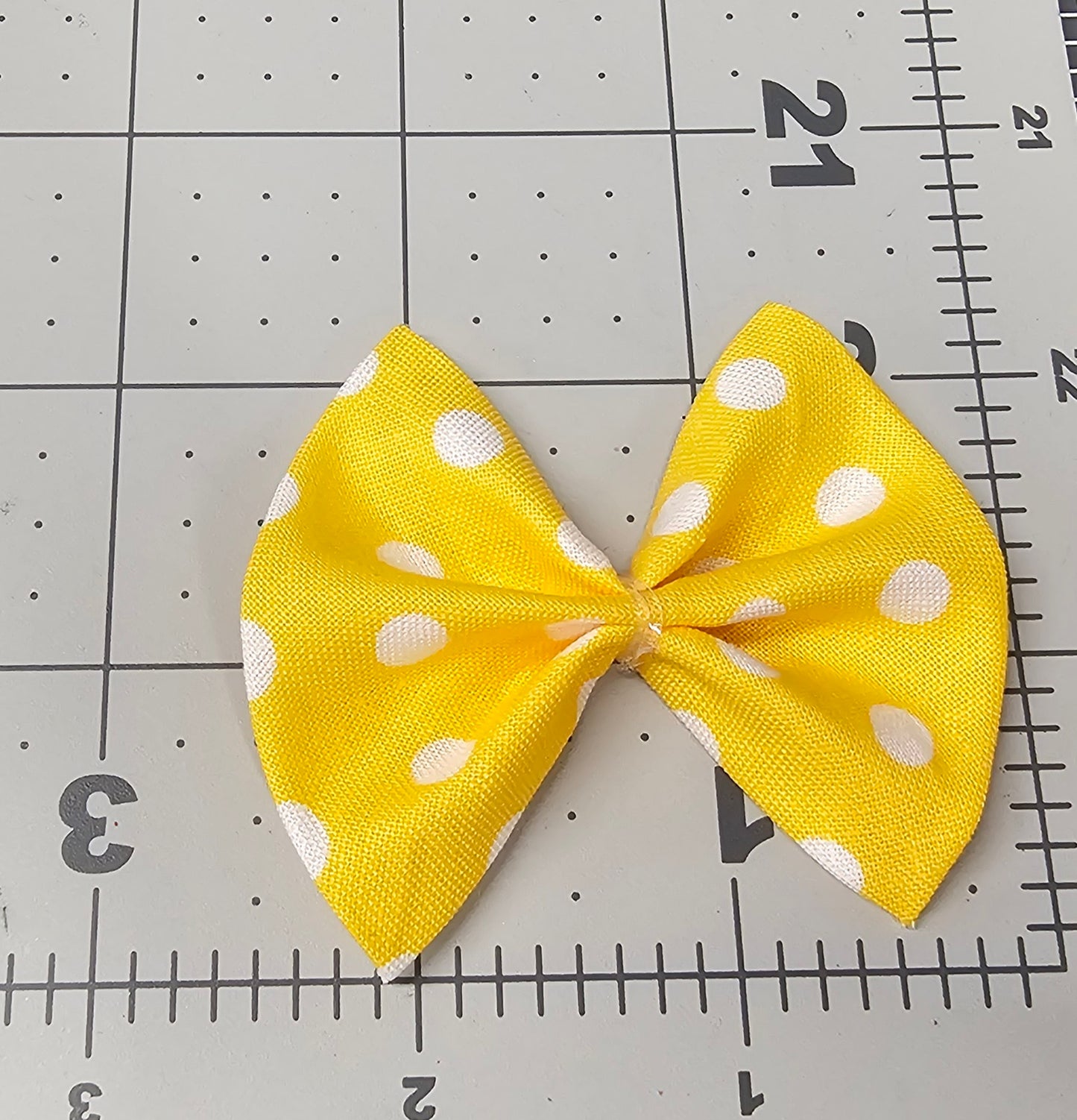 Yellow Medium Dot