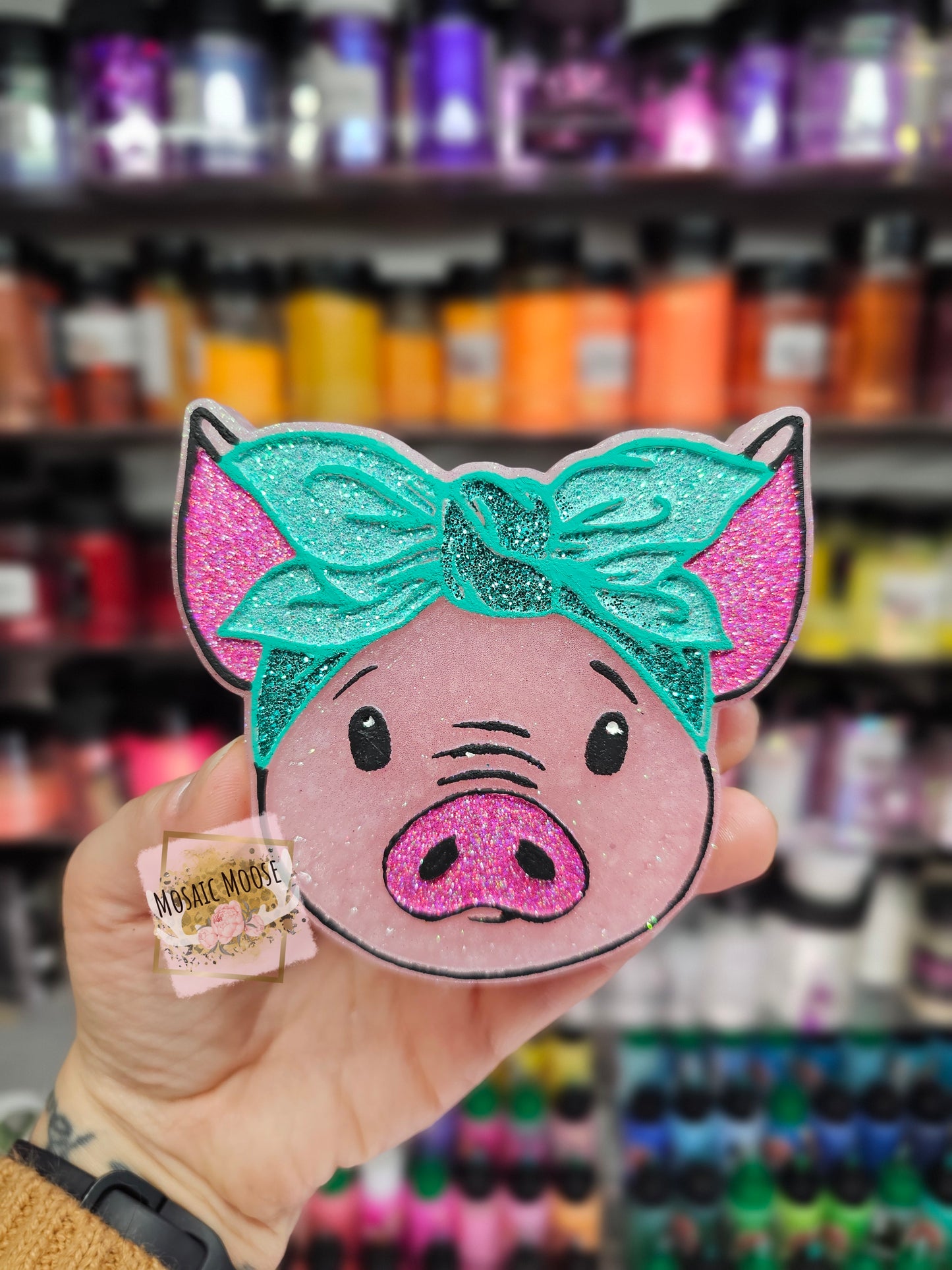 Pig w/ Bow